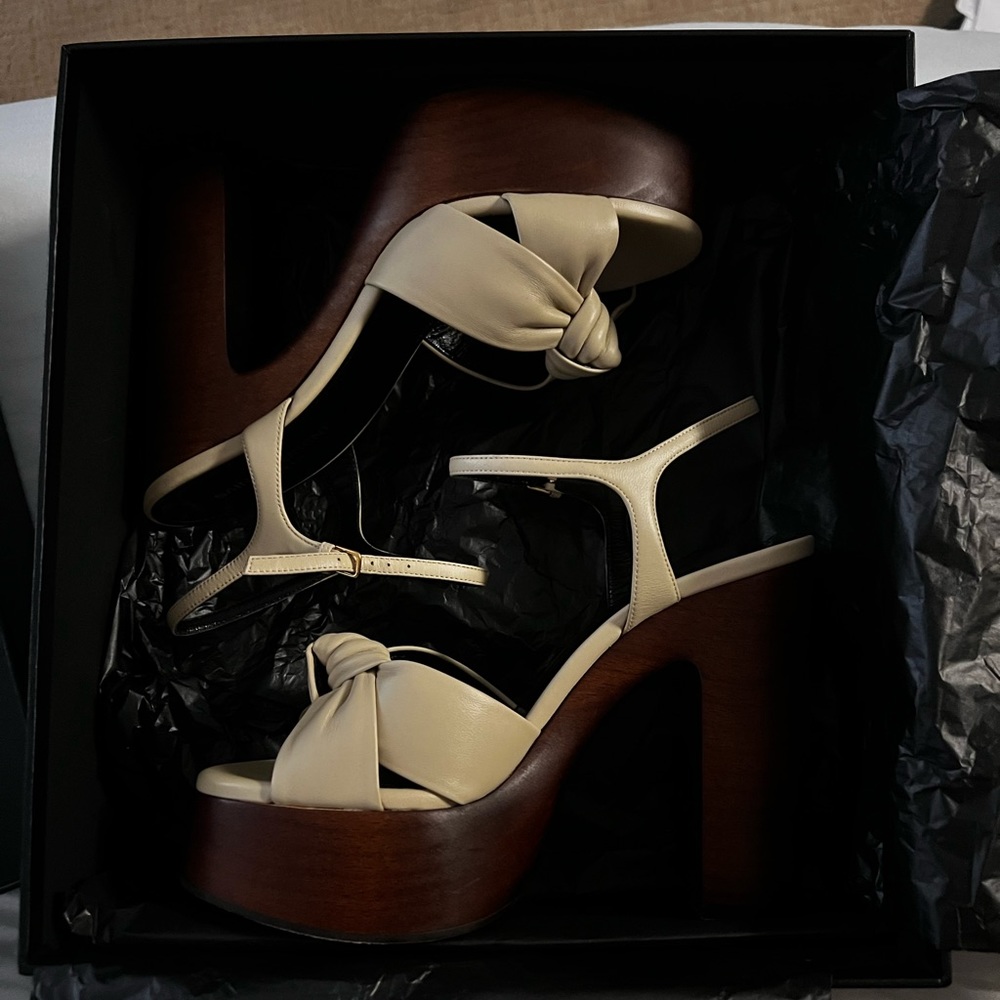 Saint Laurent Bianca 85 knotted heels